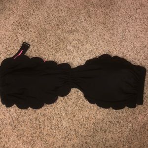 Black scalloped bikini top